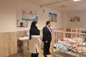 بازدید از بخش اطفال